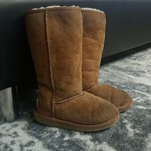 Kid Ugg boots